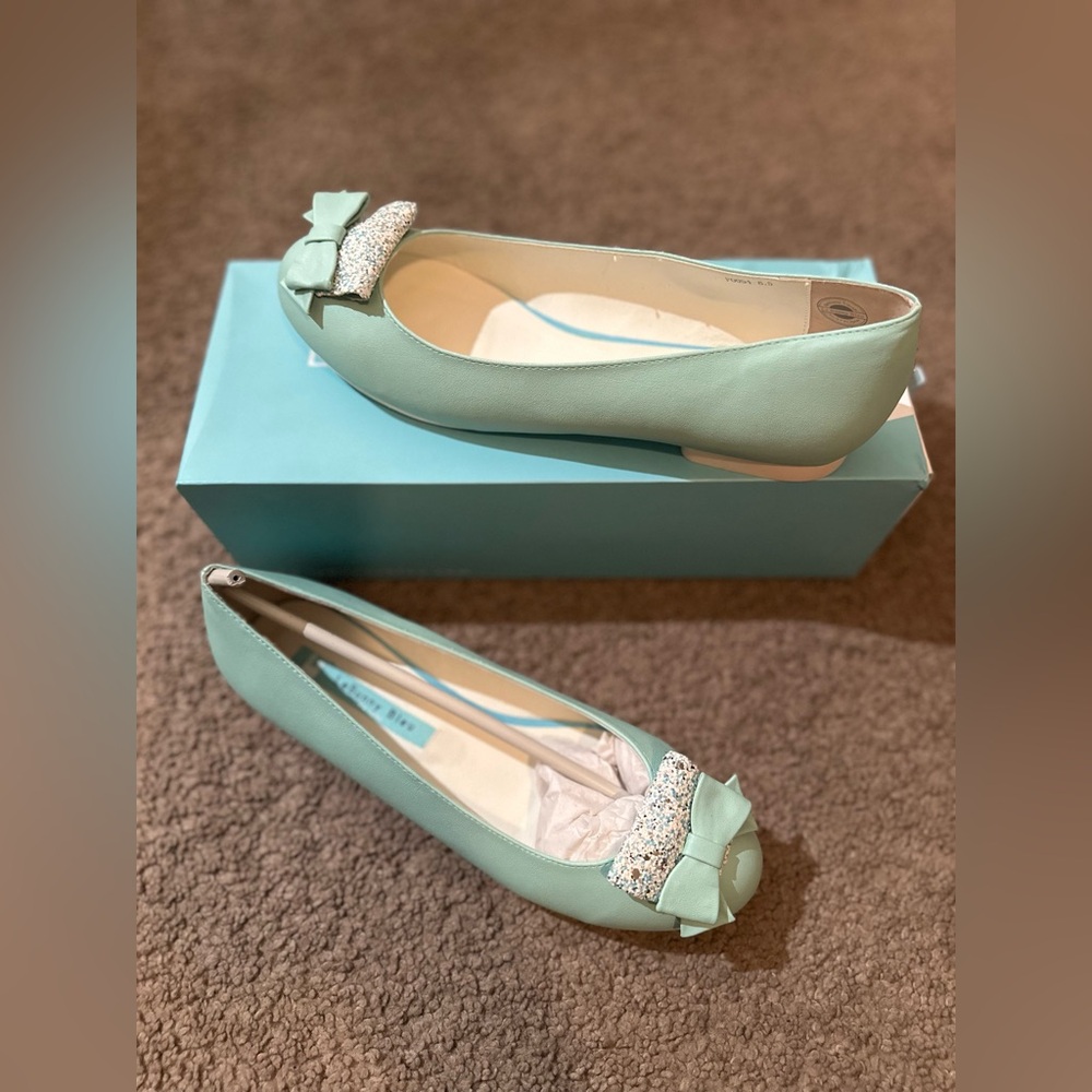 LeBunny Bleu Flats
